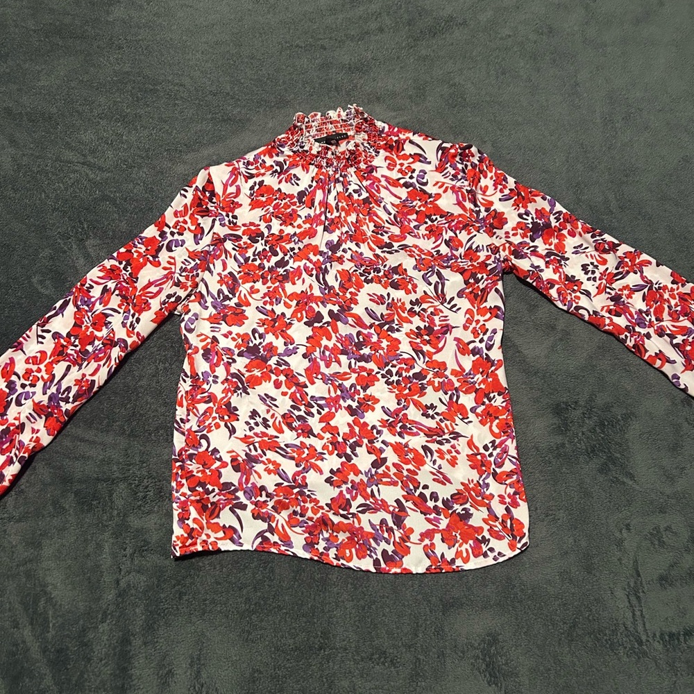 Simply Styled Floral Ruffle Top